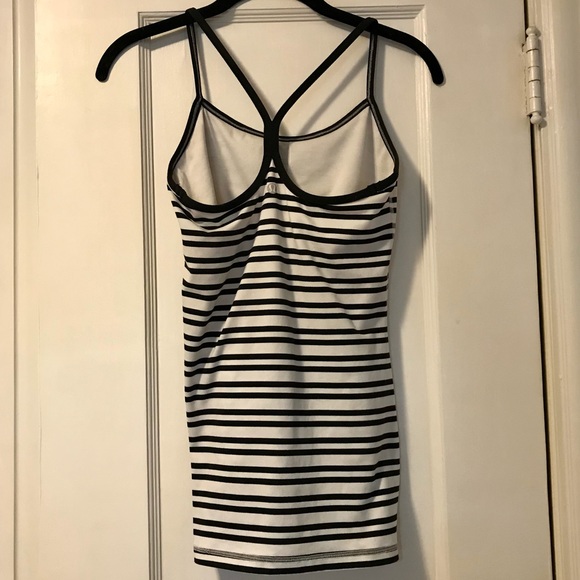 Lululemon Power Y Tank Luon Light Black & White - Picture 5 of 6
